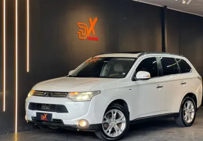 Mitsubishi outlander 2014 v6 - 4x4 – 7 lugares - teto solar !!