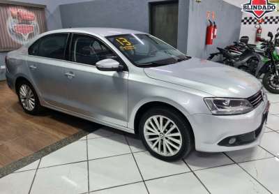 Volkswagen Jetta 2013 2.0 tsi highline 200cv gasolina 4p tiptronic