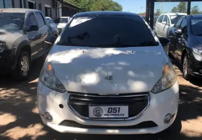 Peugeot 208 2015 completo parece novo. com teto panoramico!