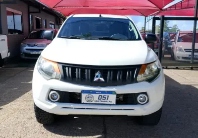 Triton 4x4 2022 linda camionete para você trabalhar com conforto!