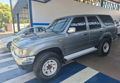 Toyota hilux sw4 2.8 4x4 diesel