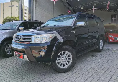 Toyota hilux sw4 2011 3.0 srv 4x4 7 lugares 16v turbo intercooler diesel 4p automático