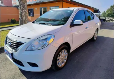 Nissan versa 16sv flex 2012