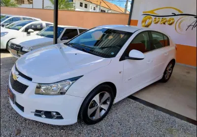 Chevrolet cruze lt hb 2014