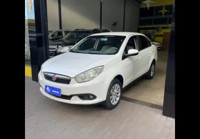 Fiat grand siena 1.6 mpi essence 16v flex 4p manual
