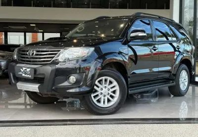 Toyota Hilux sw4 2014 3.0 srv 4x4 7 lugares 16v turbo intercooler diesel 4p automático