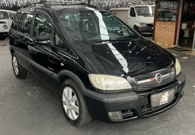 Zafira muito nova