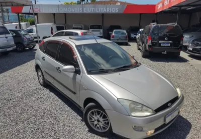 Focus 2.0 ghia 2001 completo teto solar 