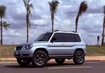 Mitsubishi pajero tr4 flex 2008