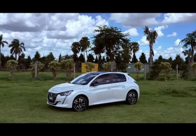 Peugeot 208 roadtrip a 2023