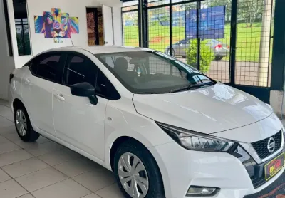 Nissan versa 2023, mecanica japonesa!! muito conforto e desempenho!!!