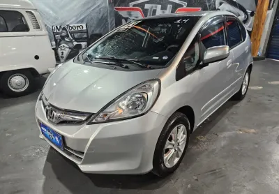 Honda fit o queridinho do brasil muito novo otimo custo o beneficio
