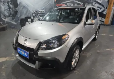 Renault Sandero Stepway 1.6 Completo Automático Carro extremamente novo