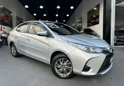 Toyota yaris xs sedan 1.5 2023