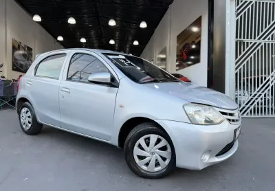 Toyota etios x 1.3 2014