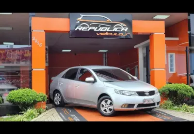 Kia cerato ex2 1.6l 2011