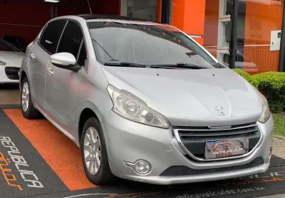 Peugeot 208 griffe a 2014