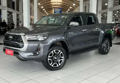 Toyota Hilux 2023 2.8 d-4d turbo diesel cd srx limited 4x4 automático