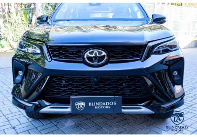 Toyota hilux sw4 2025 2.8 d-4d turbo diesel srx platinum 7l 4x4 automático