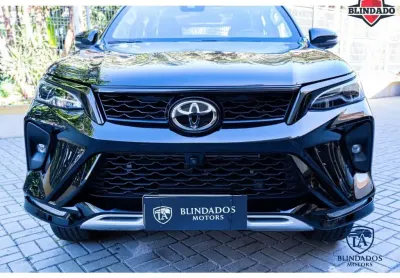 Toyota hilux sw4 2025 2.8 d-4d turbo diesel srx platinum 7l 4x4 automático