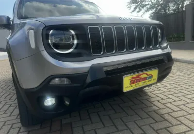 Renegade versão longitude 2.0 turbo 4x4 impecavel segundo dono