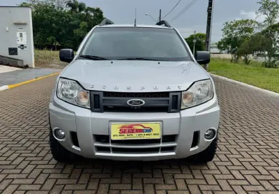 Linda ecosport 4 pneus muito bons suspensao revisada otima de motor  parte de eletrica ar gelando tu