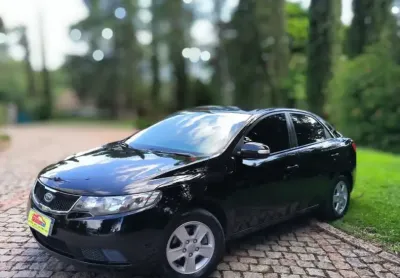 Veiculo bem cuidado bom e confortavel de andar 