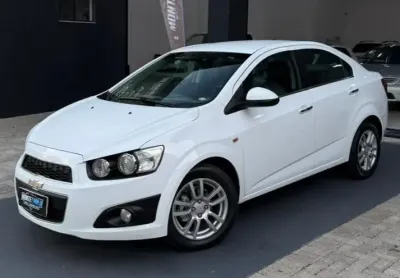 Chevrolet sonic sedan ltz 1.6 - 2014 (pericia premium aprovado)
