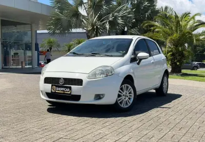 Fiat Punto ATTRACTIVE 1.4 Fire Flex 8V 5p  - Branca - 2011/2012