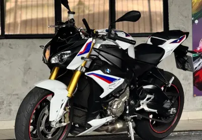 Bmw s 1000 r 2021
