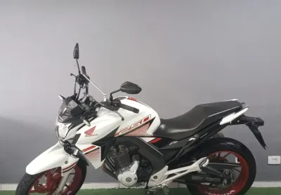 Honda  - Cb 250F Twister - Ano 2022.