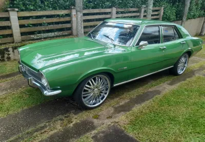 Ford Maverick SL 1974, 4 portas 6 cilindros, muito novo, impecável