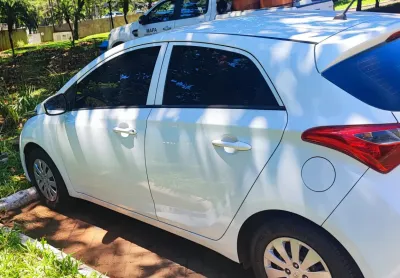 Hb20 confort plus 1.0 manual: 42.999,00, não aceita troca 