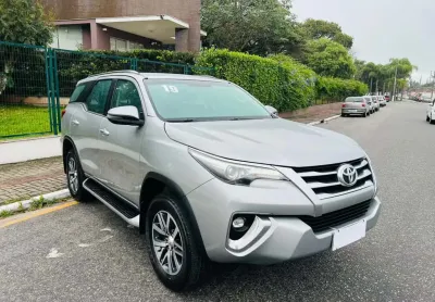 Toyota hilux sw4 srx 4x4 2.8 tdi 16v dies. aut.