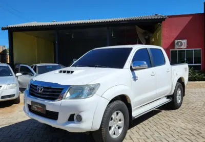 Hilux srv 2012 3.0 diesel 4x4 automática, confiabilidade toyota