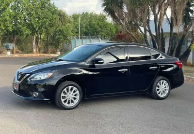 Nissan sentra 20s cvt 2017