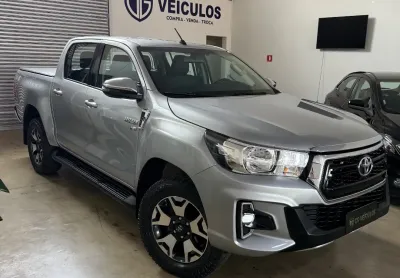 Hilux SRV 2.7 4x2 Flex  2017/2017  160.000 KM R$ 148.900,00  Veículo disponível na CG veículos Anápo