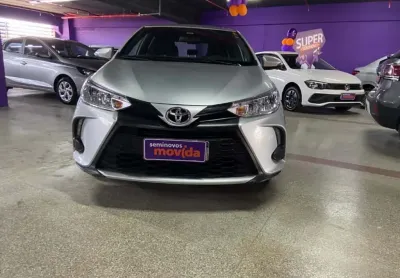 Toyota yaris yaris 1.5 xl plus connect cvt