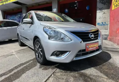 Nissan versa unique 1.6 16v flex 4p mec. - prata - 2016/2016