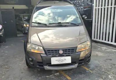 Imagine um carro que une versatilidade com presença, perfeito tanto para o uso urbano quanto para en