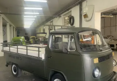 Vw kombi carroceria semi nova