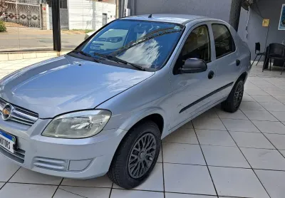 Chevrolet - prisma sedan. joy 1.4 8v econoflex 4p  - revisado e com aludo cautelar aprovado