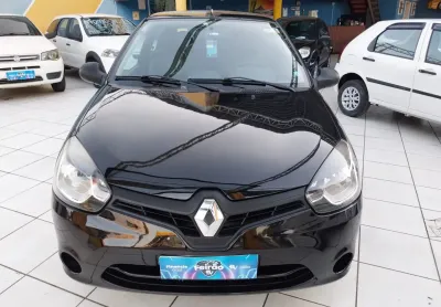 Renault clio impecavel, super bem conservado e revisado, com laudo cautelar aprovado