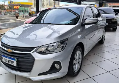 Onix impecavel com todas revisoes feitas na concessionaria e unico dono