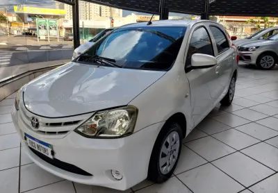 Toyota etios hatch 1.3 completo com laudo cautelar aprovado