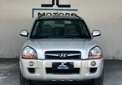 Extremamente revisado, documento em dia, laudo aprovado, nada para fazer.