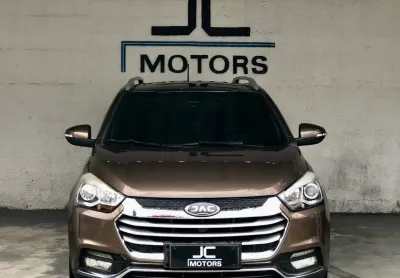 Extremamente revisado, documento em dia, laudo aprovado, nada para fazer.