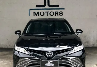 Toyota camry 3.5 v6 xle