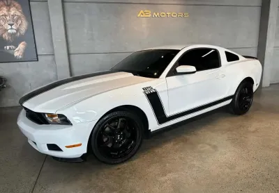 Ford Mustang /  V6PREMIUM - Branca - 2011/2012