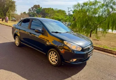 Fiat grand siena 2013 1.4 mpi attractive 8v flex 4p manual